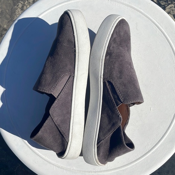 Steve Madden Fayna Womens 7.5 Gray Faux Fabric Kick Down Heel Comfort Flats - Picture 6 of 8